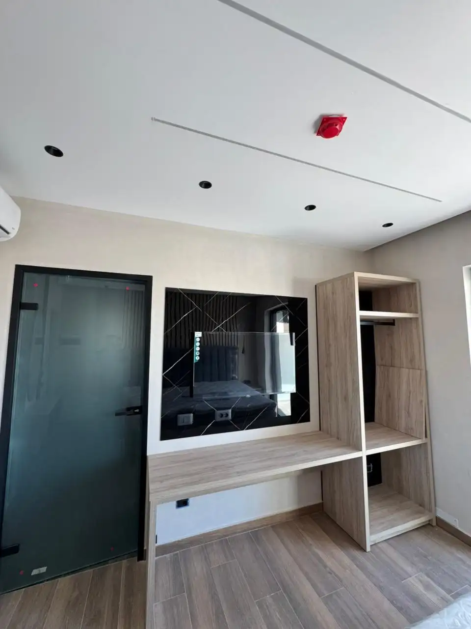 img_id_640571.18.01 (6) - Copy.webp